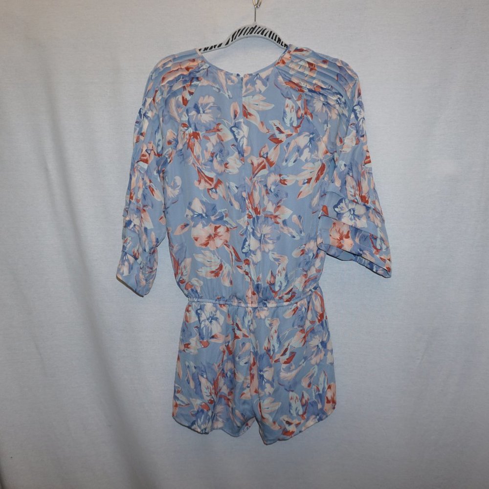 JOIE Sarnelle Blue Silk Floral Romper Bell Sleeves sz XS spring jumpsuit   B-17 - Picture 6 of 8